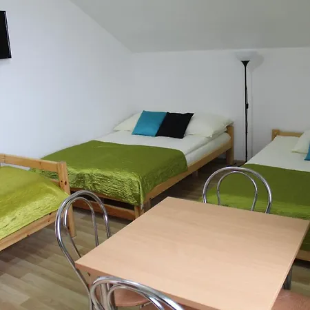 Проживание в семье Albatros Гонски