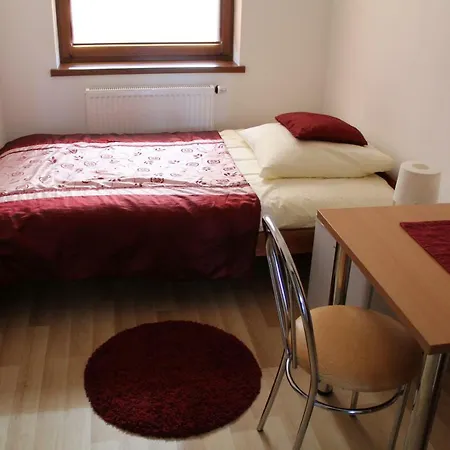 Albatros Homestay *